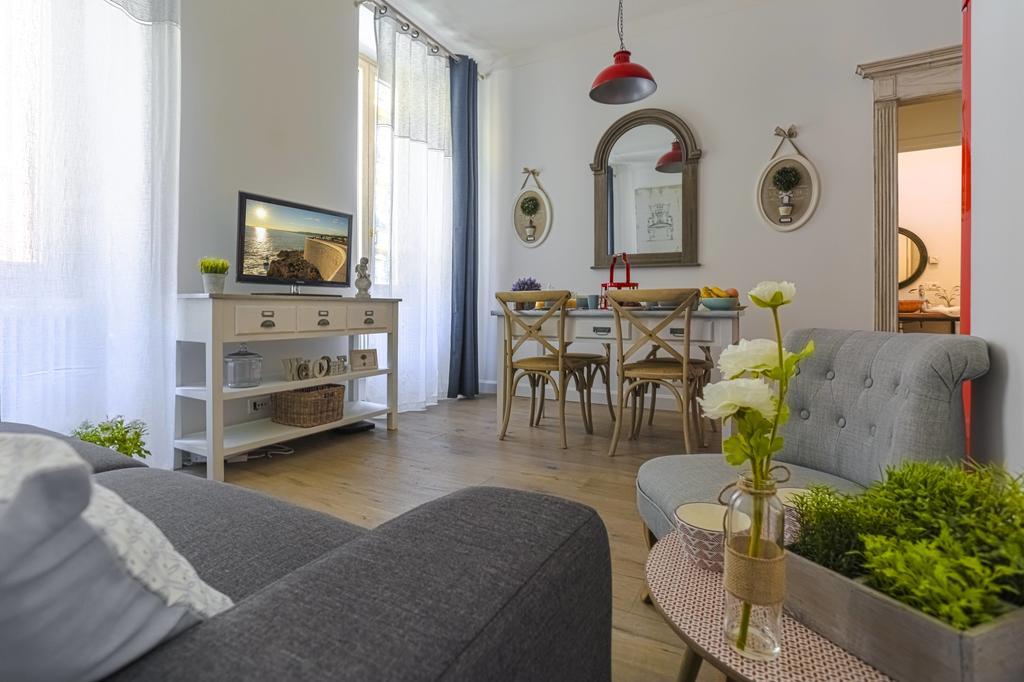 Cassini Gt - 1 Bedroom - Balcony - Place Garibaldi Nice Exterior foto
